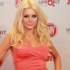 avnredcarpet_6534