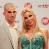 avnredcarpet_7055