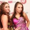 avnredcarpet_7126